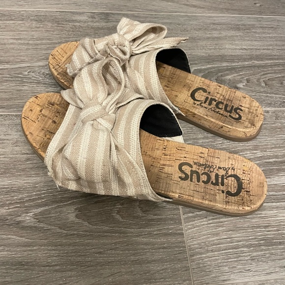 Sam Edelman slides with fabric bow - Picture 5 of 5